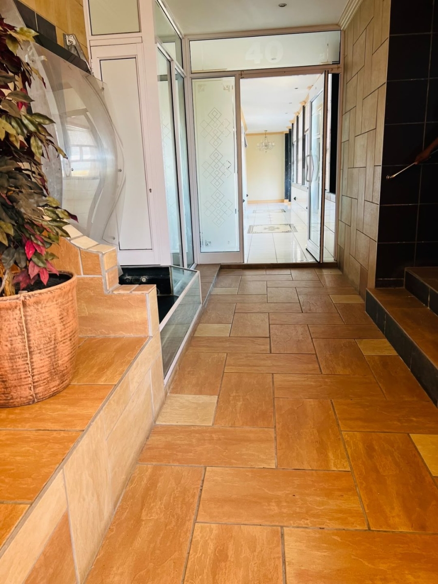 7 Bedroom Property for Sale in Quigney Eastern Cape